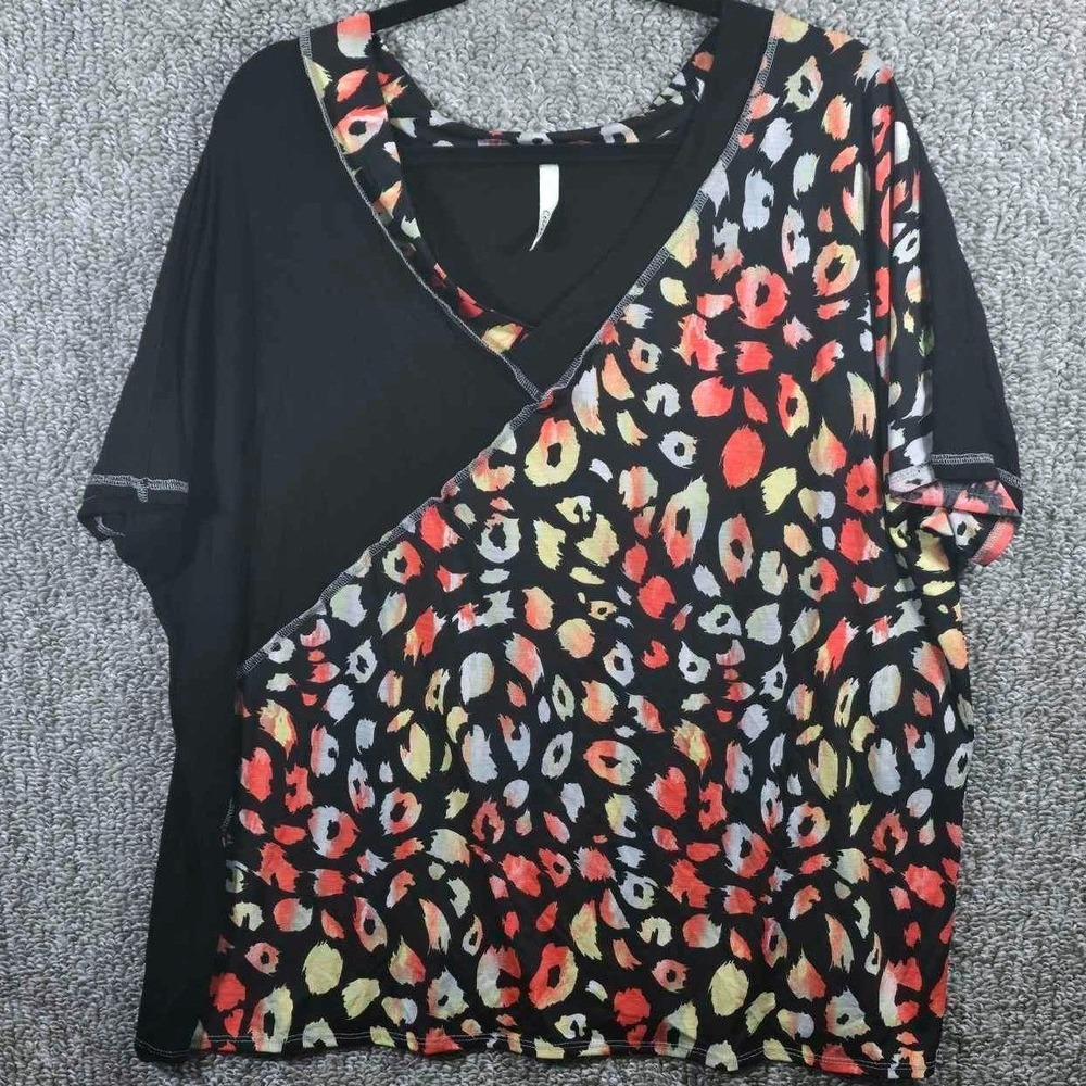 Celeste Black Leopard Print‎ V-Neck Tshirt Top - Womens Plus Size XL